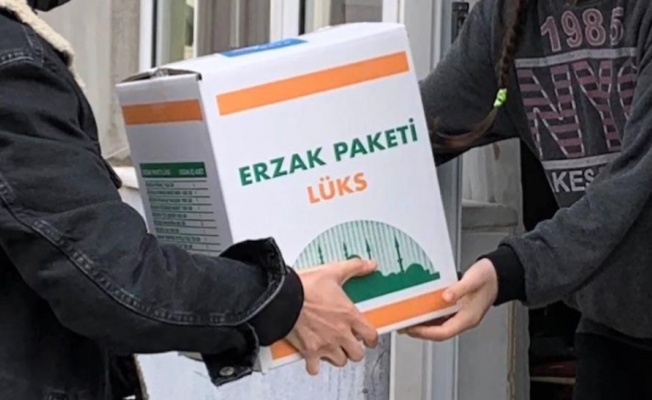 Yalova’da erzak paketleri dağılıyor